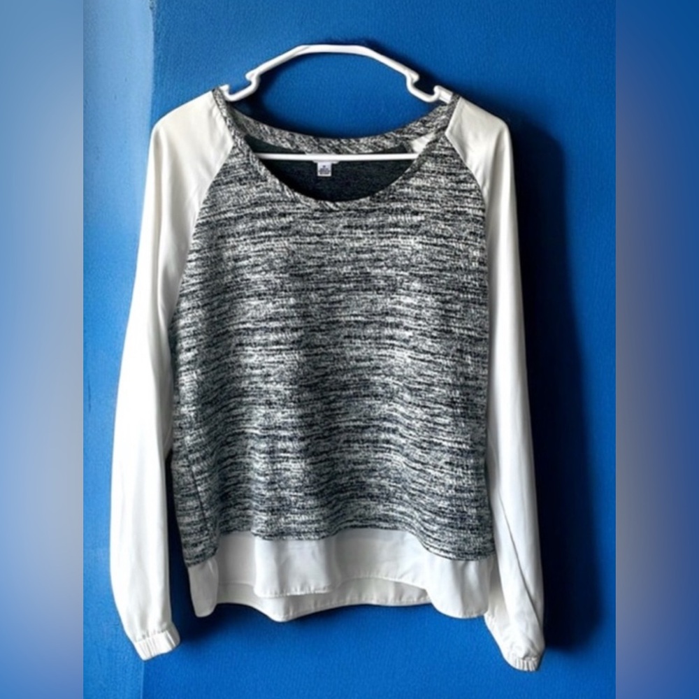Calvin Klein knit blouse